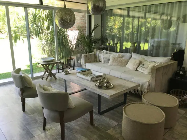 Casa de 4 dormitorios en Pilar, foto 1